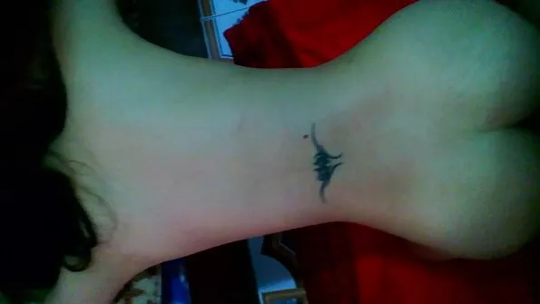 Кого да чукам: булката или курвата сервитьорка? Или може би и двете?. besplatno porno klipove