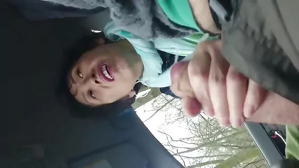 Лудата шприцоваща червенокоса тройка беше porno kipove успешна.