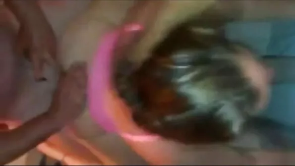 Сладък чийзкейк за победителя от красавицата novi porno klipove Хейли.