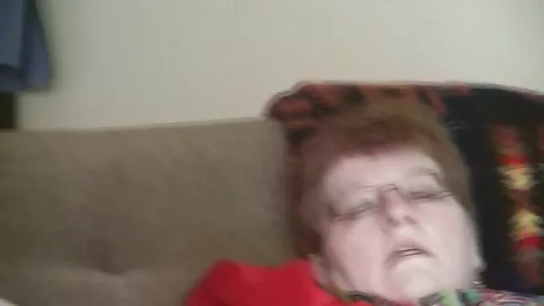 Тъмнокожата Кики Минаж седна с дупе върху огромен петел със снежна porno seks klipove топка.