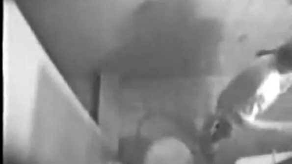 Двама от екипа на Удман късат дупето на друга porno kipove мацка.