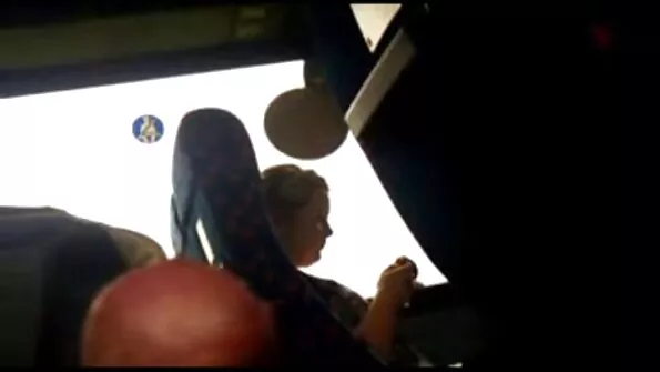 пишките нахлуха в хижата porno klipove bezplatno да откраднат нещо, но видяха Шанел и просто се прецакаха.