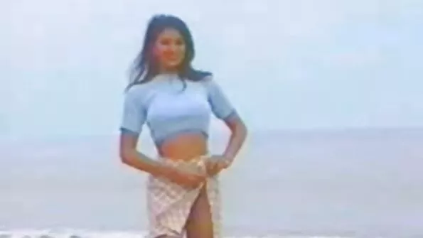 Ако се слънчеви бани дълго време гол край басейна, можете porno seks klipove да намерите градинар в котката си.