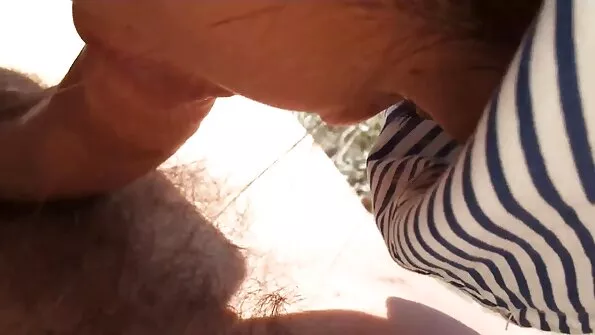 Майка porno seks klipove отиде на вилата, а баща ми, брат ми и аз се забавляваме, както можем!.