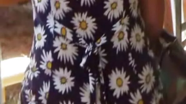 Маниак заби нимфоманката на път за работа. onlain porno klipove