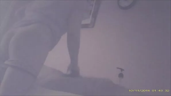 Пищната Емили се отдаде porno video klipove да отяха направо в тоалетната.