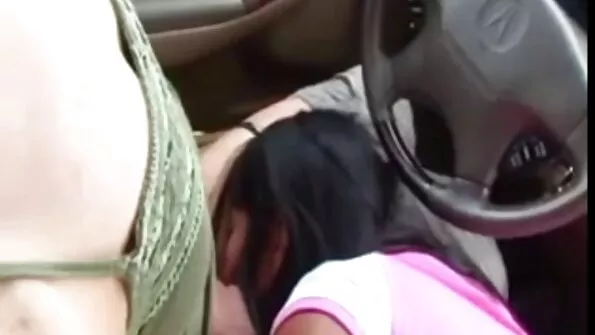 Съпругата е полудяла и трябва да се чука bezplatni porno klipove ден и нощ .