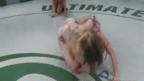 Веднъж sex i porno klipove карах колега на работа - сега трябва да я чукам всеки ден! .